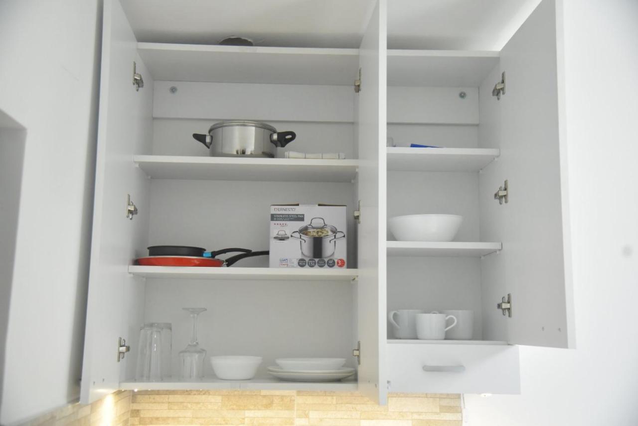 Dekart 2 Apartment Ni Eksteriør billede